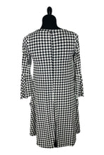 Load image into Gallery viewer, B&amp;W Houndstooth Bell Sleeve Tunic